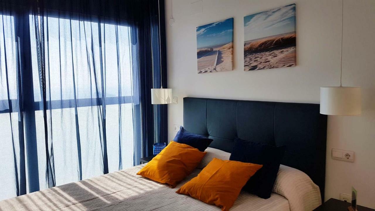 Highrise Apartment With Private Terrace & Sea Views - 34Th Floor Бенидорм Экстерьер фото